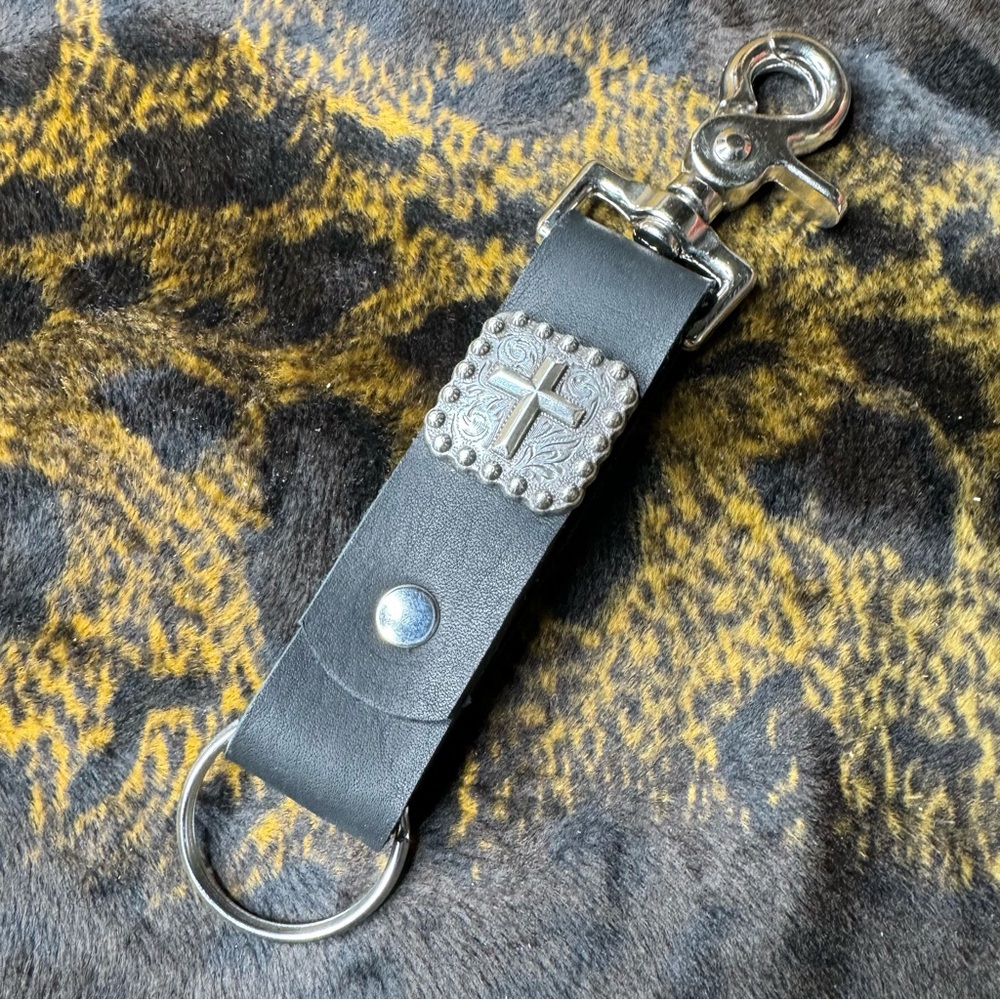Black Leather keychain 1” wide trigger snap square silver tone cross